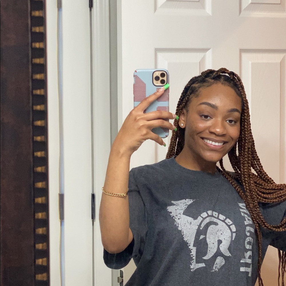 Meet your Posher, Chi-Chi